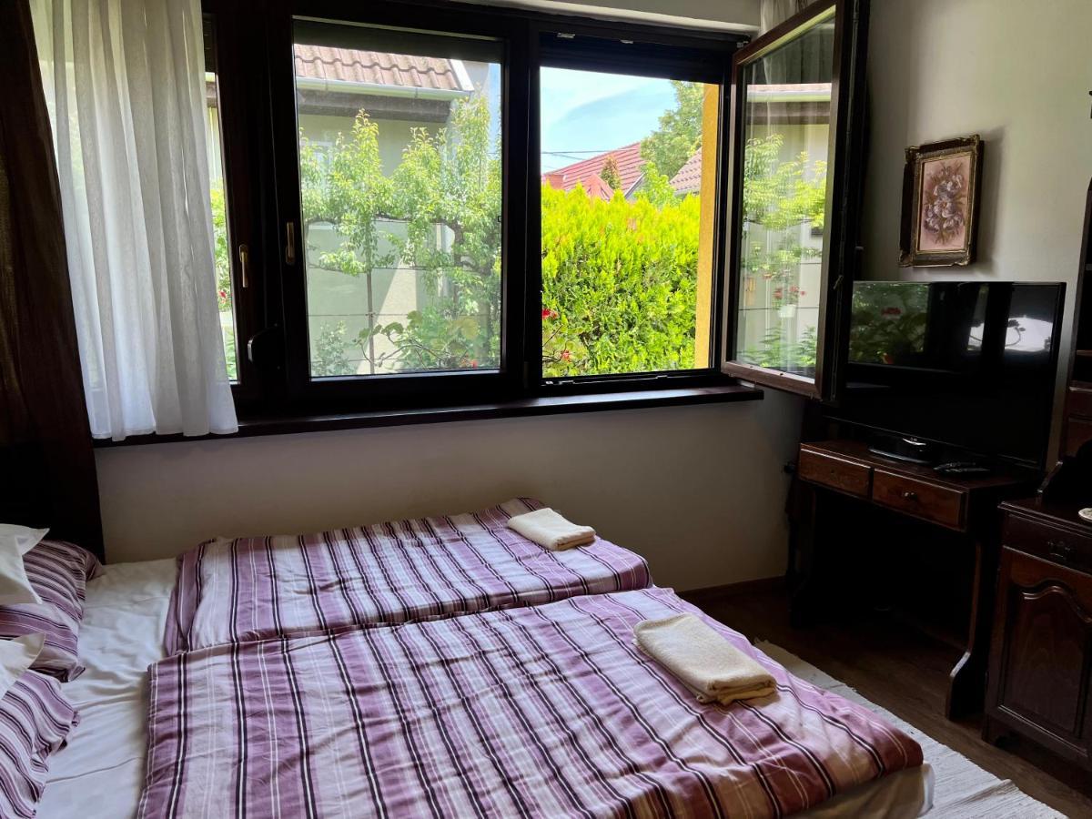 Orosz Apartmanhaz Jula Exterior foto